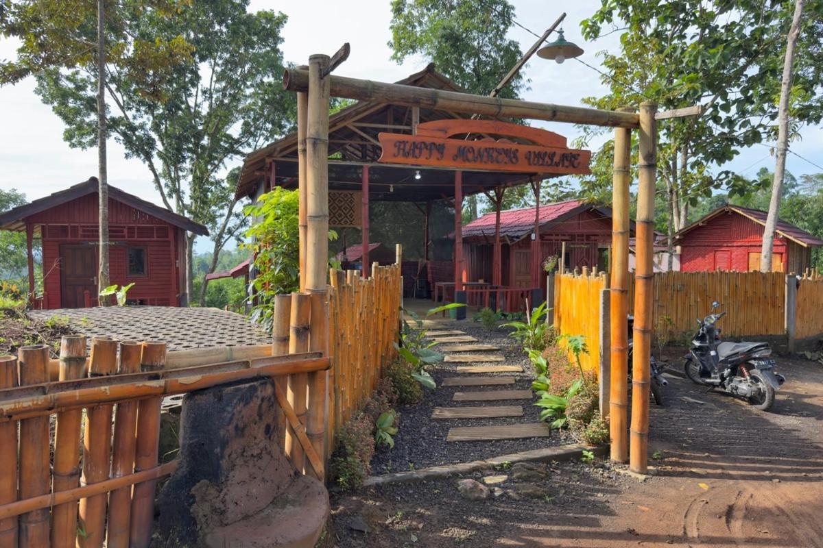 Happy Monkeys Village Sidomukti Exterior foto